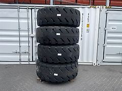 Hyundai HL740-9-Michelin 20.5R25-Tire/Reifen/Band