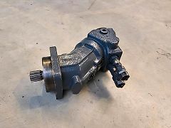 Terex Schwenkmotor 5364664075 Rexroth TC75 TW85 TW110 Schaeff HML32 HR42 HR32 Schwenkantrieb Drehmotor