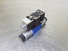 Rexroth 4WRAE6W15-23/G24N9K31/F1V-R900908195-Valve/Ventile