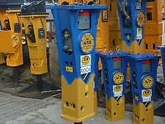 Rock - Hammer/ Hydraulikhammer HB 4/10 - Adapterplatten-Ausführung / Schallschutz - Bagger: 4t-10t